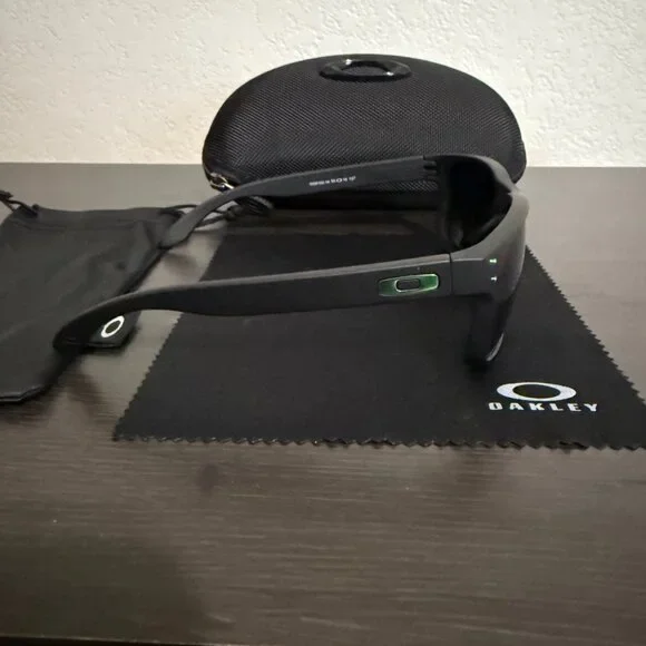 OO9102 Oakley Holbrook Prizm Polarized Jade Iridium - Picture 5 of 8